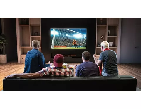 What TV to buy for watching football, hockey or other sports events