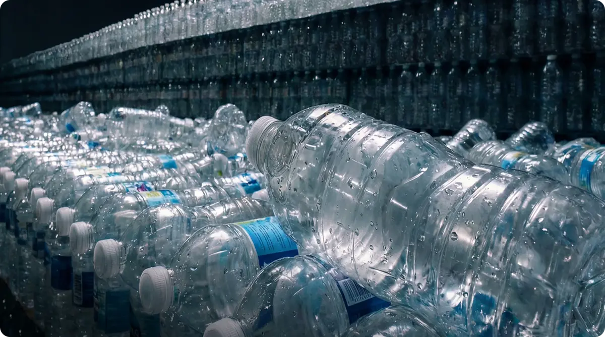 Mazāk plastmasas. Vairāk jēgas.