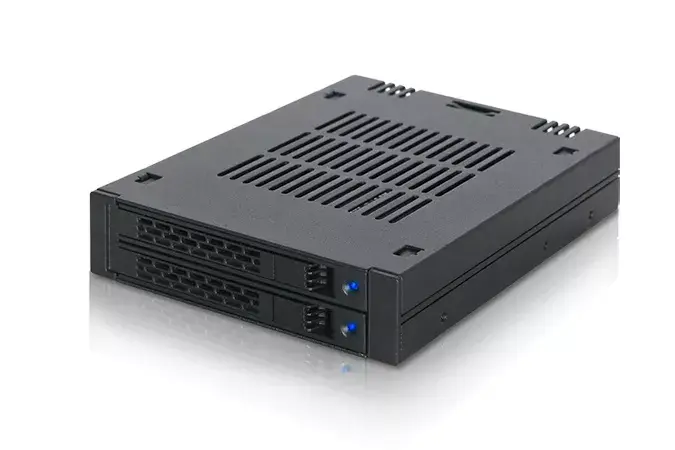 Drive Bay Panel Icy Dock MB742SP-B Photo 3