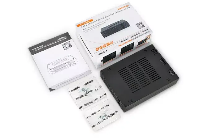 Drive Bay Panel Icy Dock MB742SP-B Photo 13