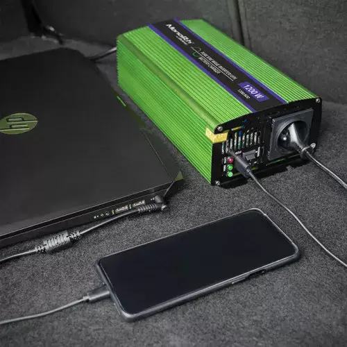 Auto inverters Qoltec Monolith 1200 W Photo 3