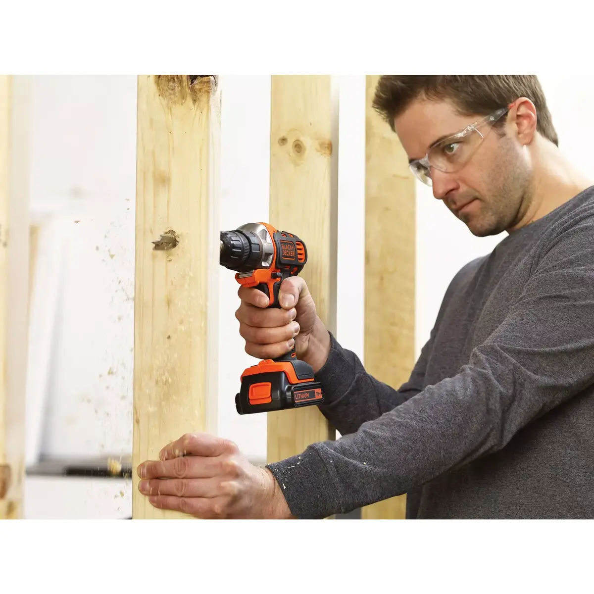 Осциллирующий инструмент Black & Decker MT218K-QW Photo 5