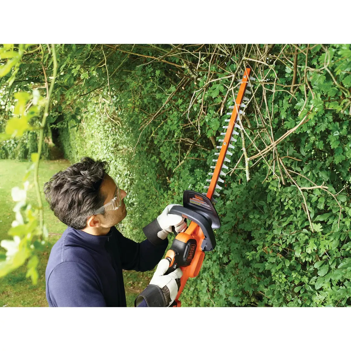 Кусторез Black & Decker GTC18502PC-QW Photo 3