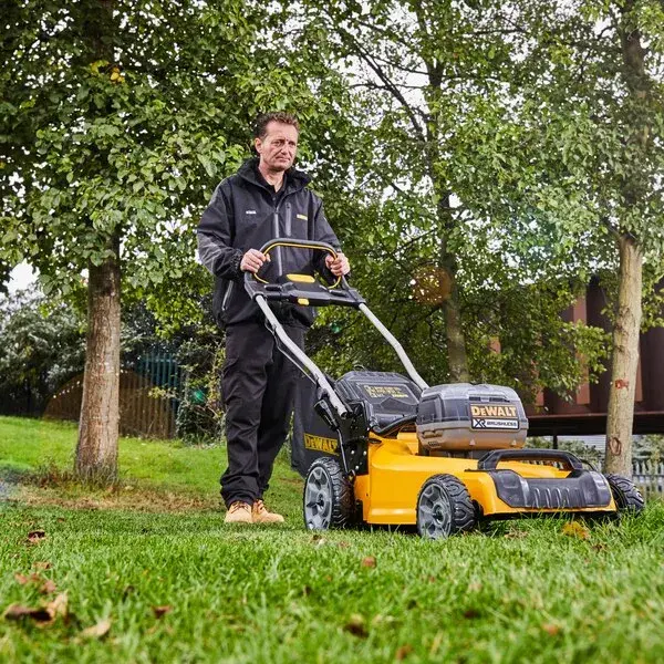 Ручная газонокосилка DeWALT DCMW564P2-QW Photo 3
