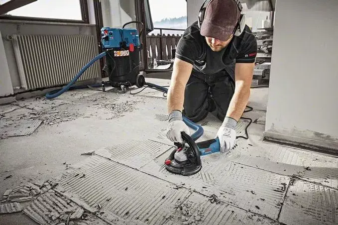 Шлифовальная машинка Bosch GBR 15 CAG Photo 4
