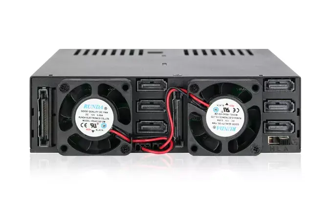 Дисковый массив Icy Dock MB326SP-B Photo 4