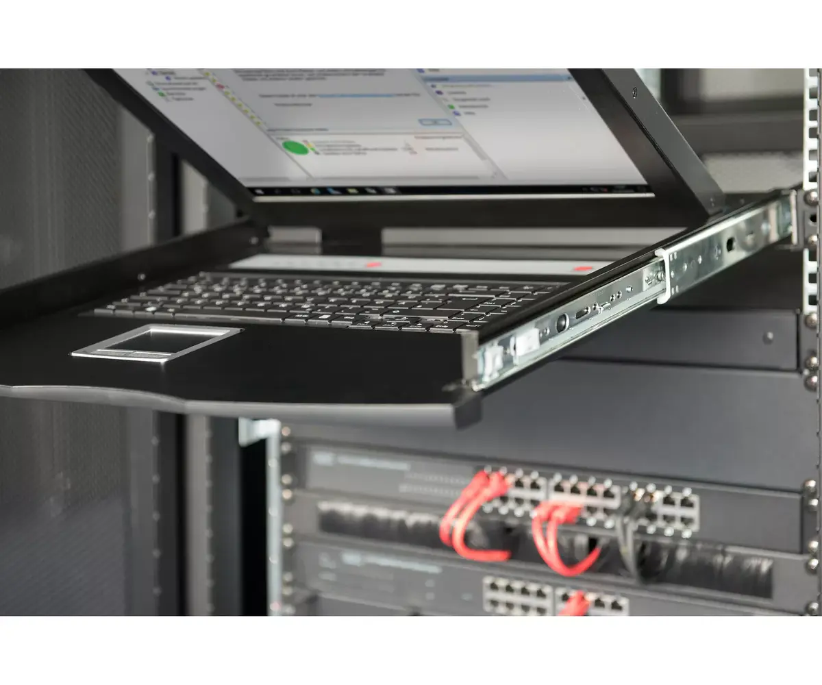 KVM консоль Digitus 17" LCD 1-порт VGA Photo 8