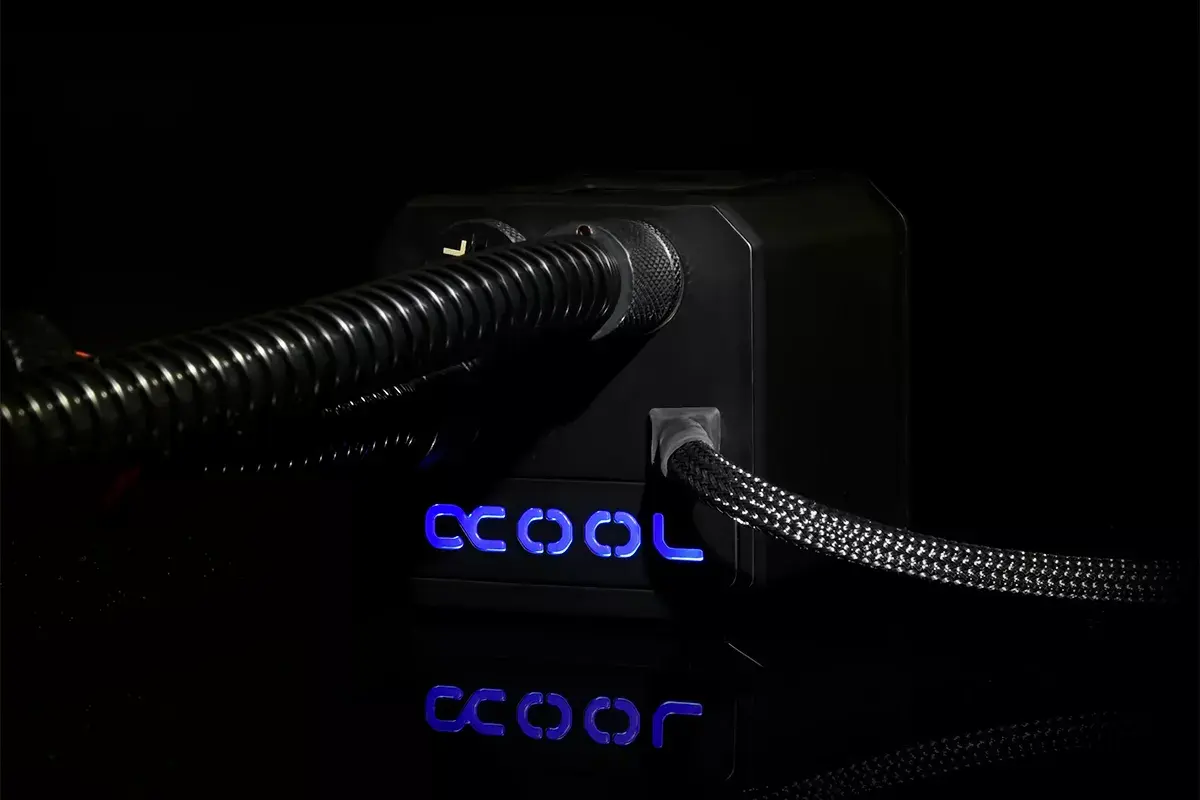 Система жидкостного охлаждения Alphacool Eisbaer 240 Photo 8