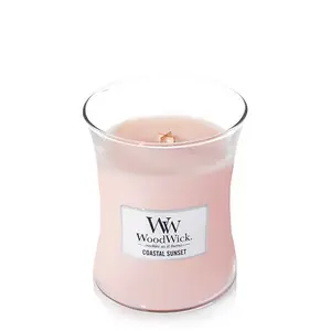WoodWick 92049 aromatizēta vaska svece stikla svečturī ar kokosa okeāna un jūras sāls notīm rozā krāsā