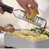 Плоская терка Microplane GOURMET SERIES EXTRA COARSE CHEESE GRATER Photo 4