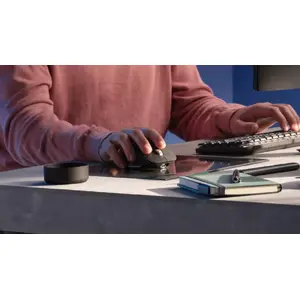 8K DPI ANY-SURFACE TRACKING
