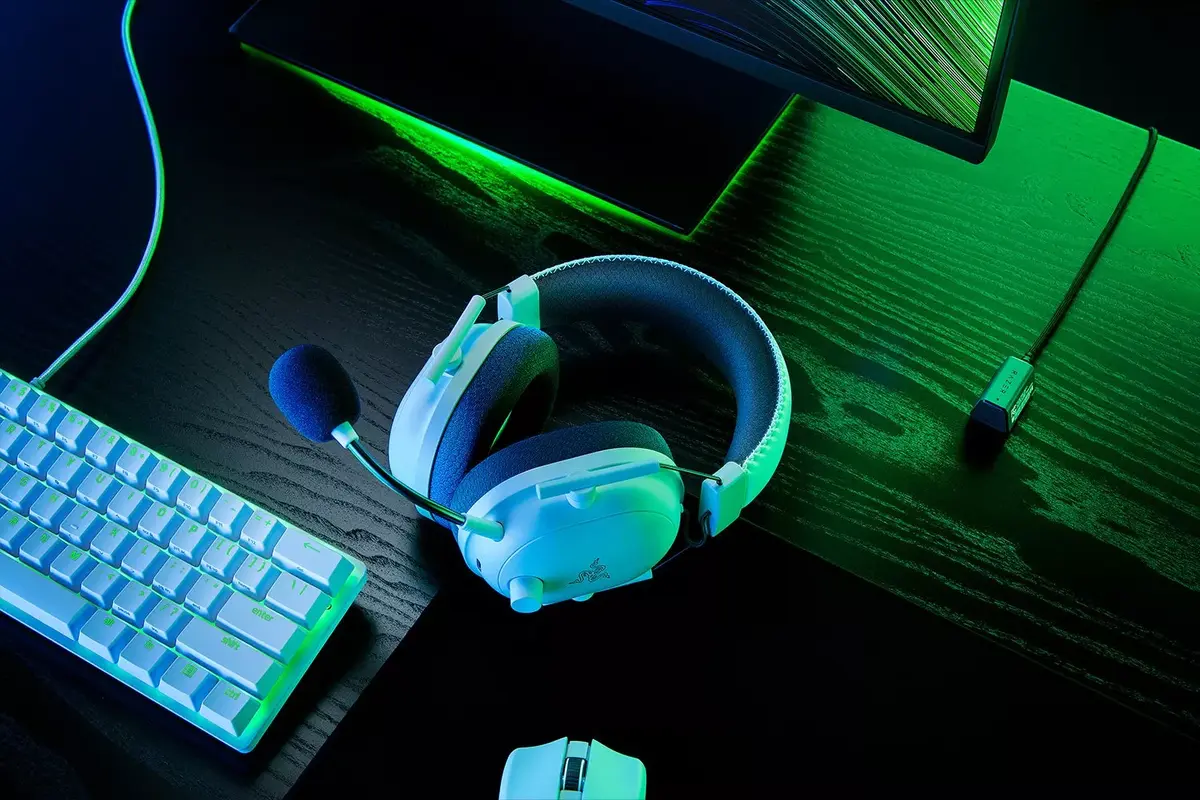 Наушники Razer BlackShark V2 Pro Photo 3