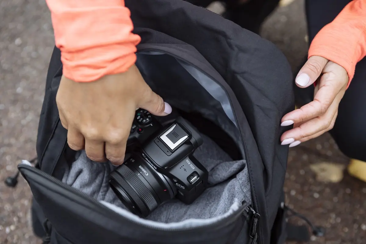 Mirrorless Camera Canon EOS R50 Photo 17