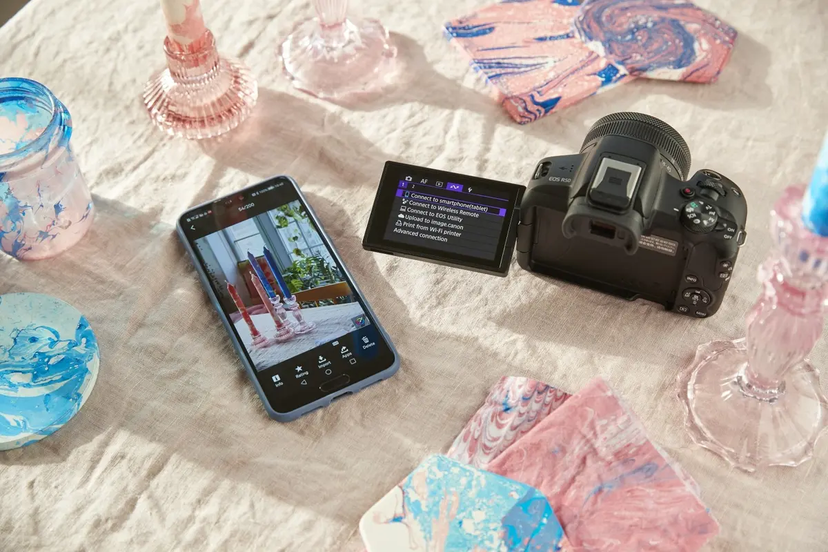 Mirrorless Camera Canon EOS R50 Photo 25