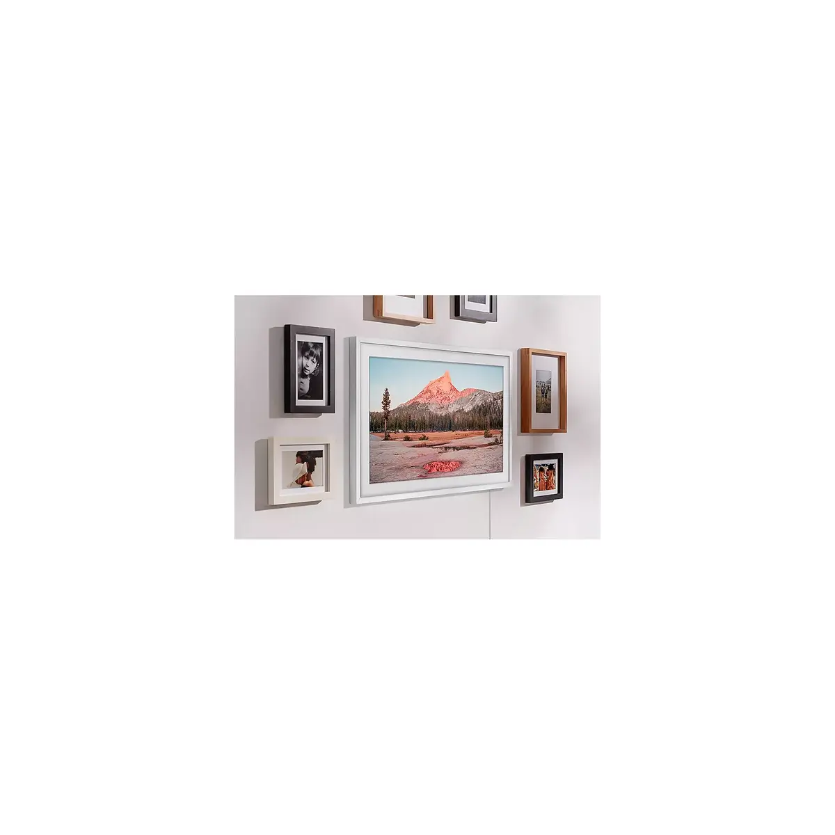 Телевизор Samsung The Frame GQ32LS03CBU Photo 5