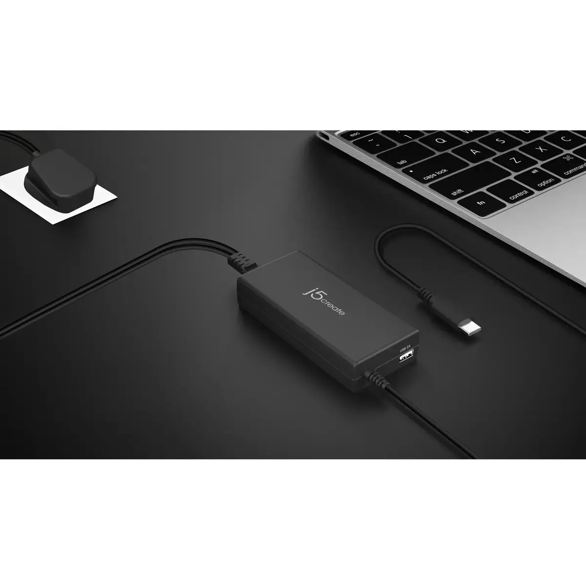 j5 create JUP2290C-FN 100W USB-C lādētājs Photo 3