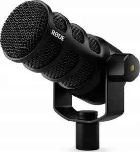 Studijas mikrofons RØDE PodMic USB — kardioīda XLR/USB, 24 bitu/48 kHz, USB‑C, austiņu izvade, rotācijas skaļuma regulators, melns