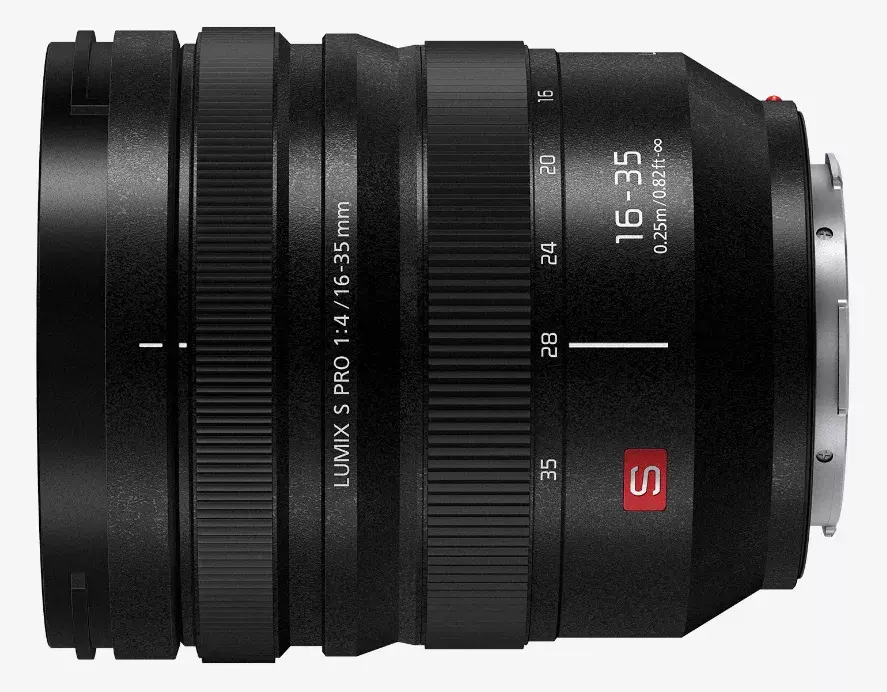 Широкоугольный зум-объектив Panasonic Lumix S Pro 16-35mm F4.0 Photo 3