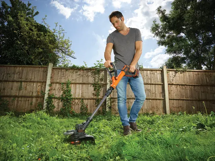 Триммер Black & Decker STC1840EPC 18 V Photo 2