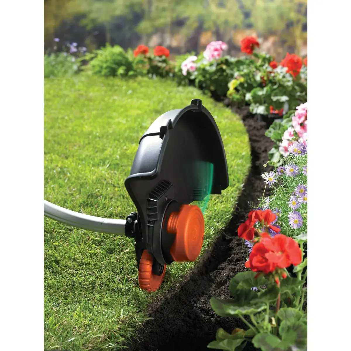 Black & Decker GL8033-QS электрический триммер Photo 4