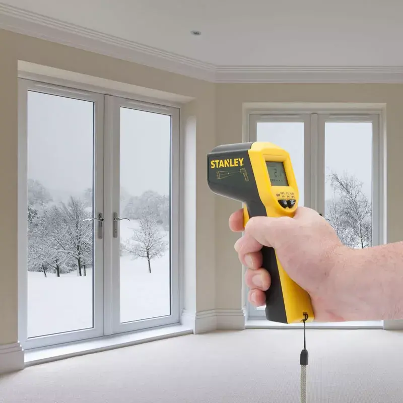 Infrared thermometer STANLEY STHT0-77365 Photo 2