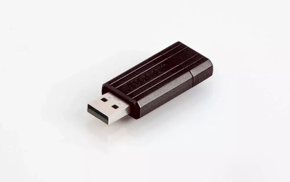 VERBATIM PinStripe 4GB USB 2.0 zibatmiņa Photo 3