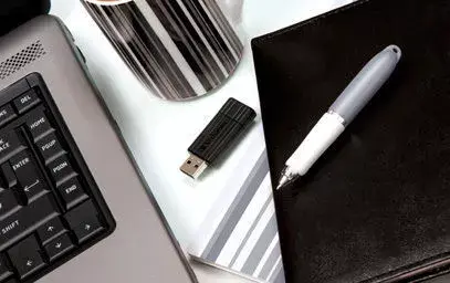 VERBATIM PinStripe 4GB USB 2.0 zibatmiņa Photo 6