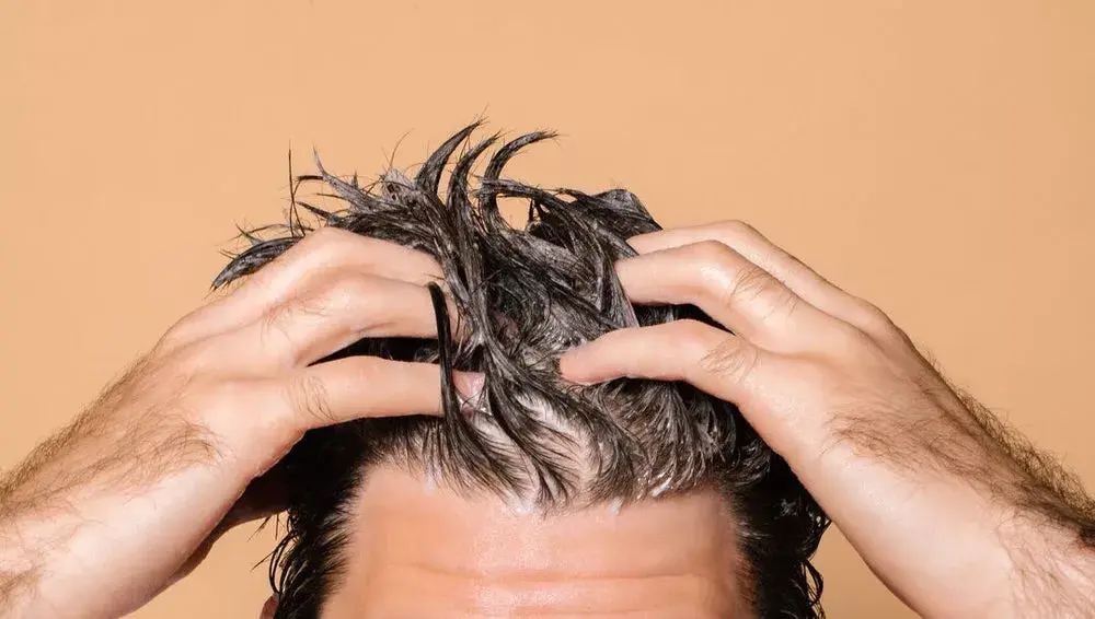 OLAPLEX Nº.4 Bond Maintenance Шампунь Photo 4