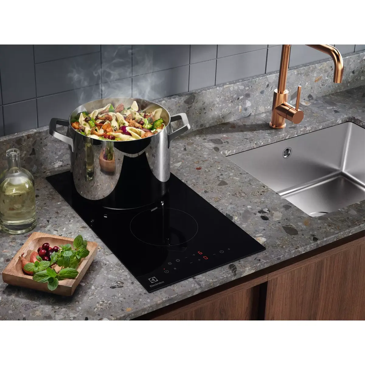 Встраиваемая варочная панель Electrolux LHR3233CK Photo 4