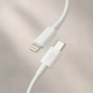 XO NB113 izturīgs TPE universāls USB-C uz Lightning PD datu un ātrās uzlādes kabelis 1m balts