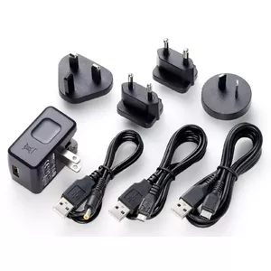 Barošanas adapteris Tascam PS-P520U, universāls 100–240V uz 5V 2A, coaxial/Micro-USB/USB‑C, melns