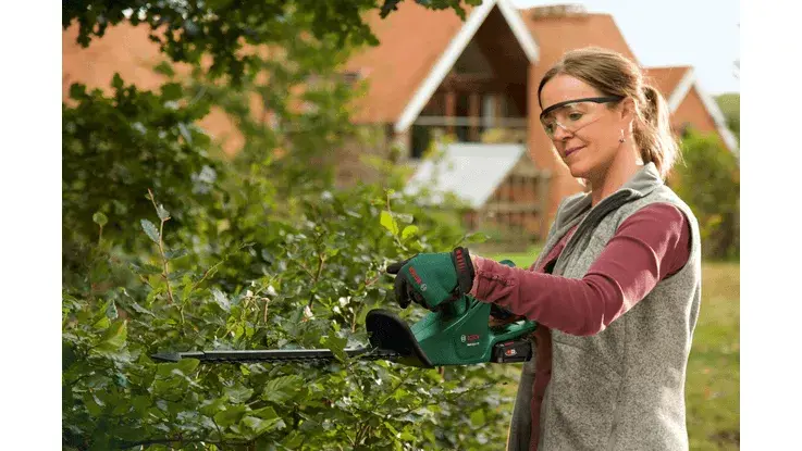 Hedge Trimmer Bosch EasyHedgeCut 18-52-13 Photo 3