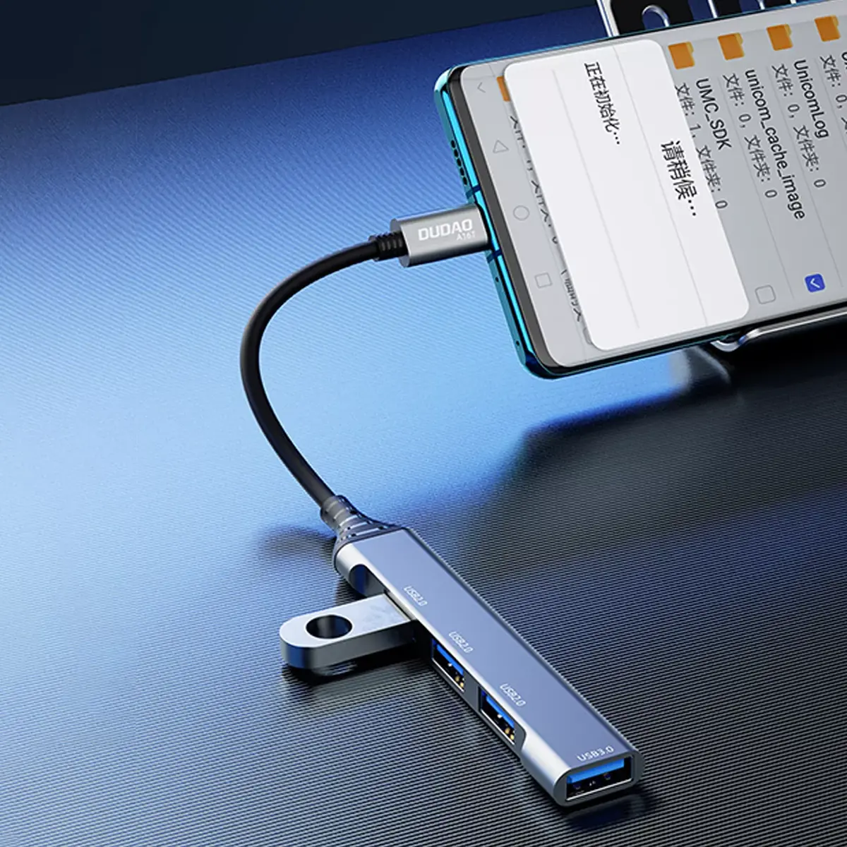 DUDAO A16T 4-in-4 USB-C Hub Photo 3