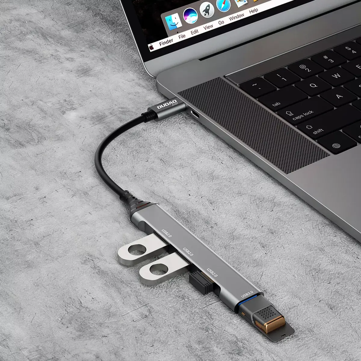 DUDAO A16T 4-in-4 USB-C Hub Photo 4