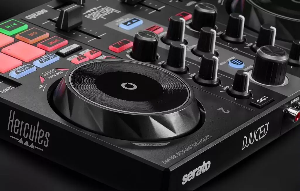 Hercules INPULSE 200 MK2 DJ controller Photo 3