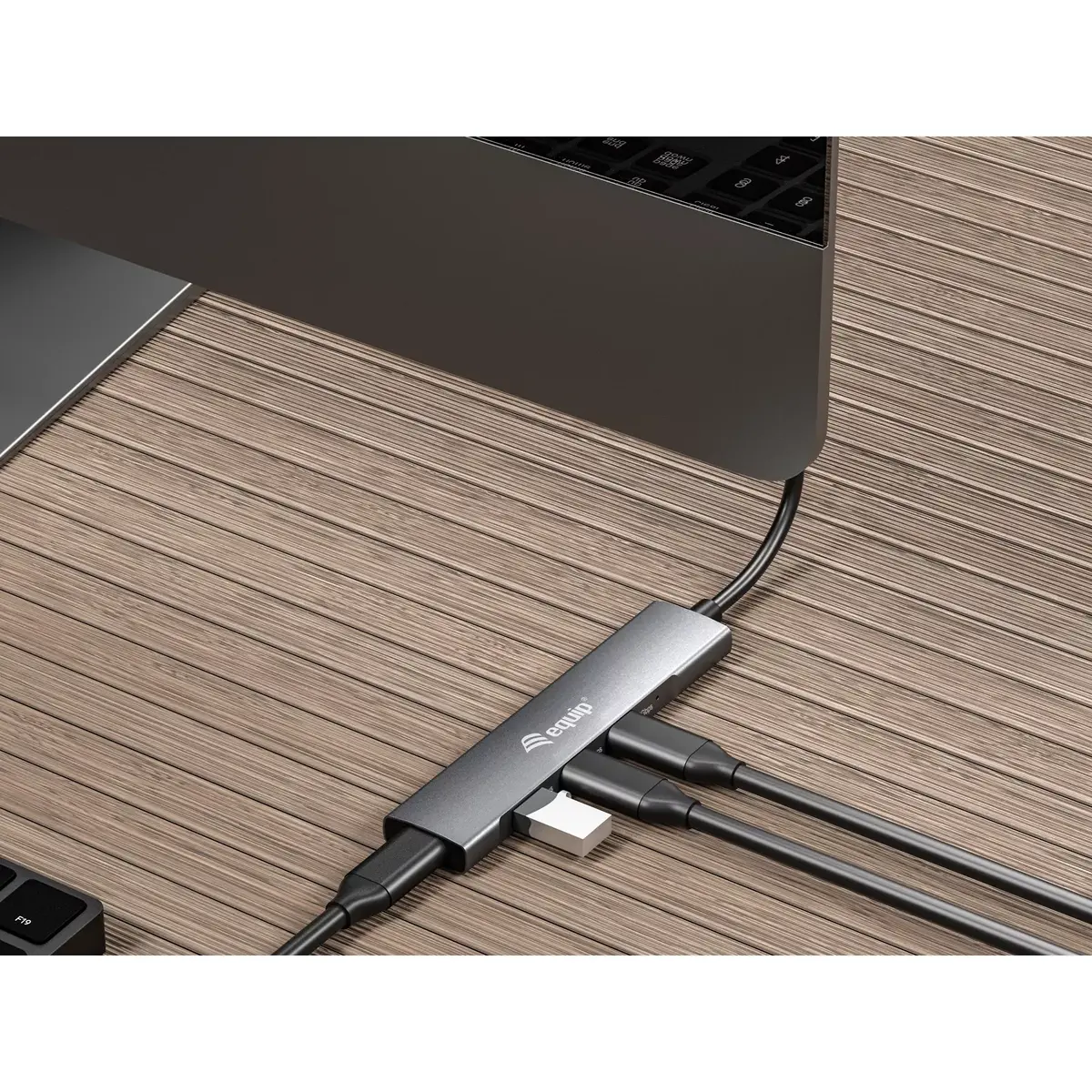 Equip USB-C 4-Port USB 3.2 Gen 1 Hubs Photo 5