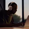Apple AirPods Max MGYM3AM/A Photo 4