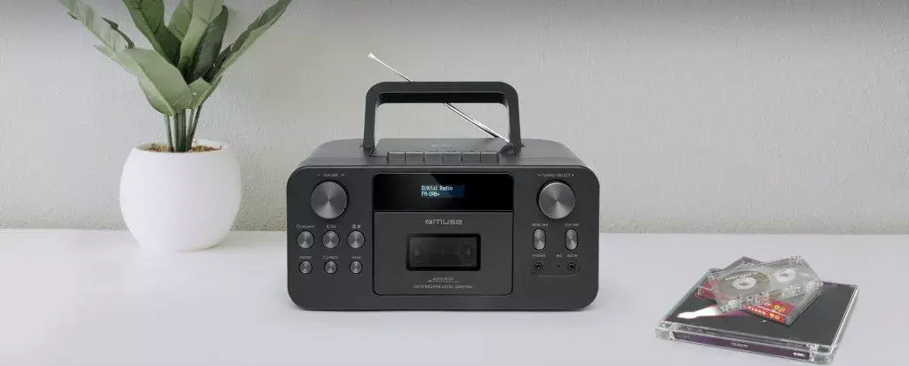 Pārnēsājamā stereosistēma muse M-182 DB Photo 4