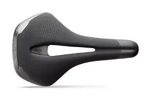 Седло Selle Italia ST5 FLOW — бренд Selle Italia, модель ST5 FLOW, цвет чёрный, вес 403 г