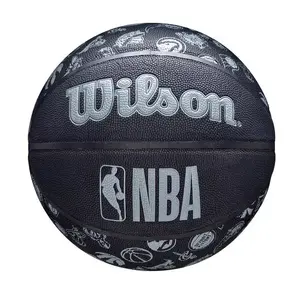 Basketbola bumba Wilson WTB1300XBNBA — iekštelpām un ārā, mākslīgā āda, diametrs 24,5 cm, melna/pelēka