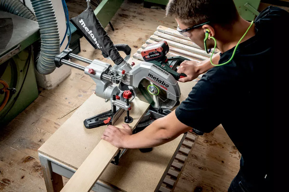 Zāģis Metabo KGS 18 LTX BL 254 Photo 6