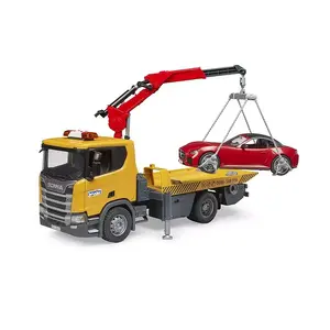 Эвакуатор BRUDER Scania Super 560R с модулем света и звука, модель 03552