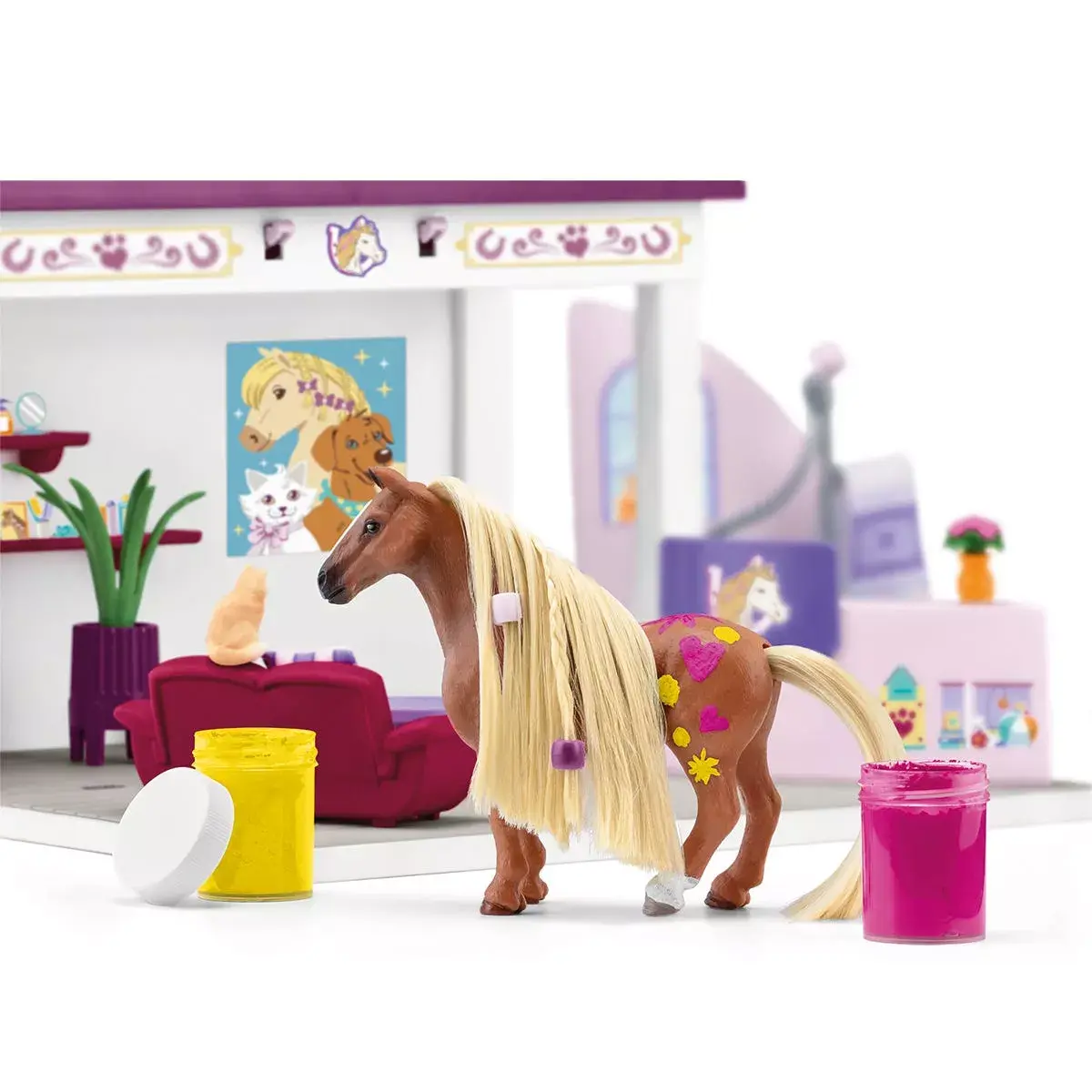 Салон и спа Schleich HORSE CLUB София Красота Салон Photo 6