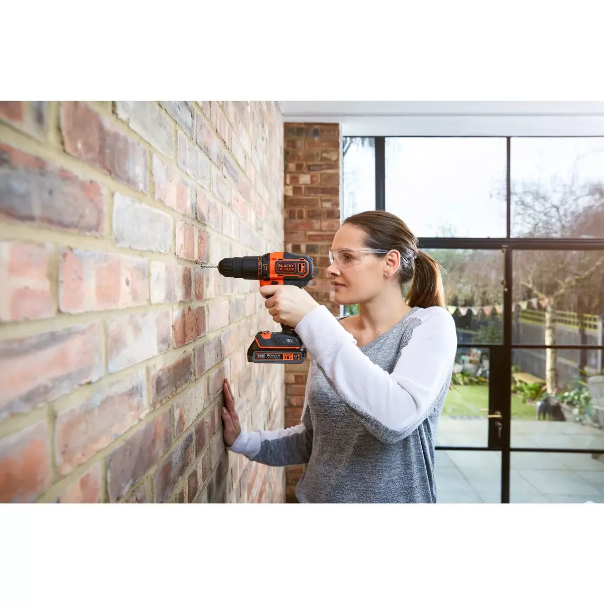 Urbis Black & Decker BDCHD18K-QW 1400 RPM Photo 8