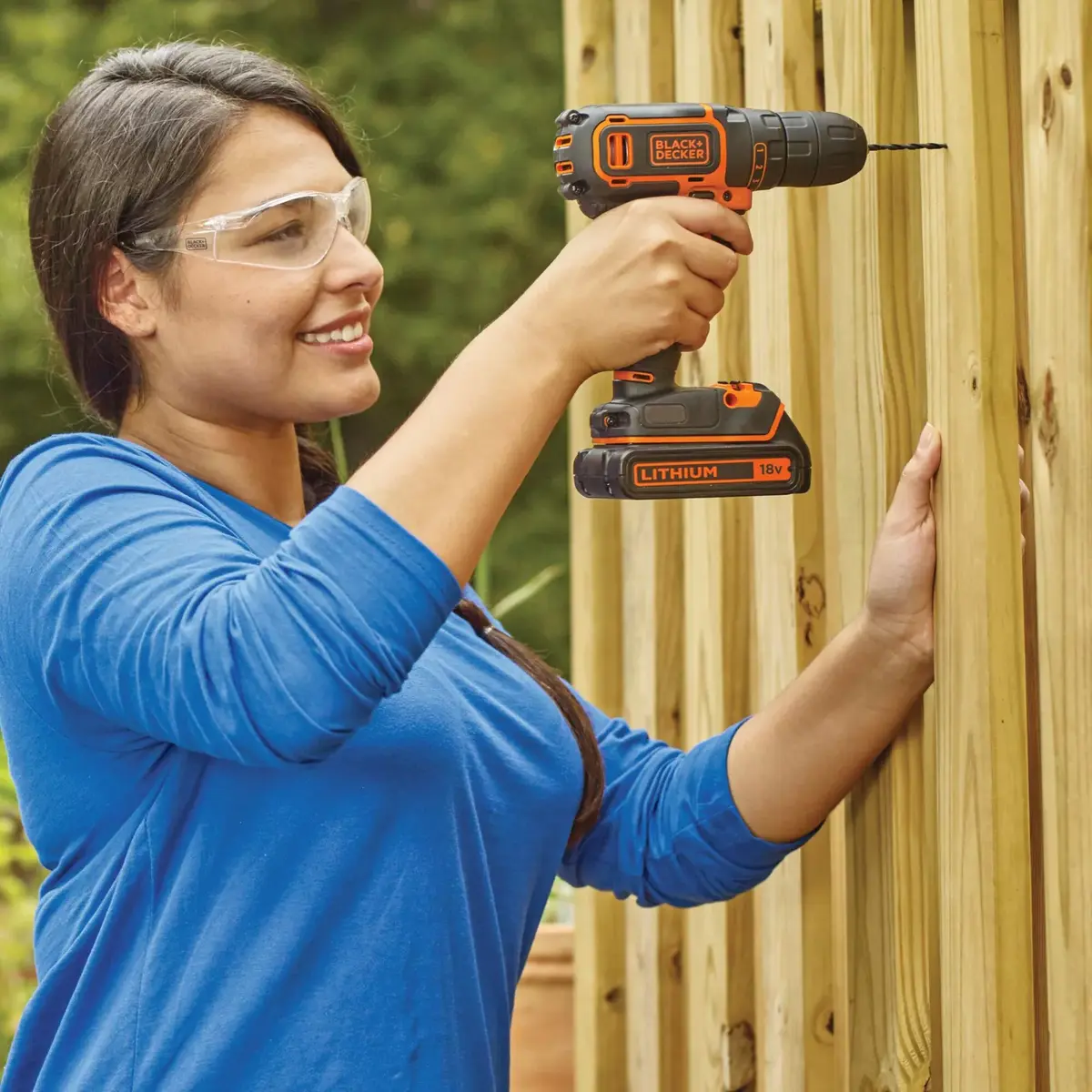 Black & Decker BDCDC18K-QW cordless drill 18V Photo 2