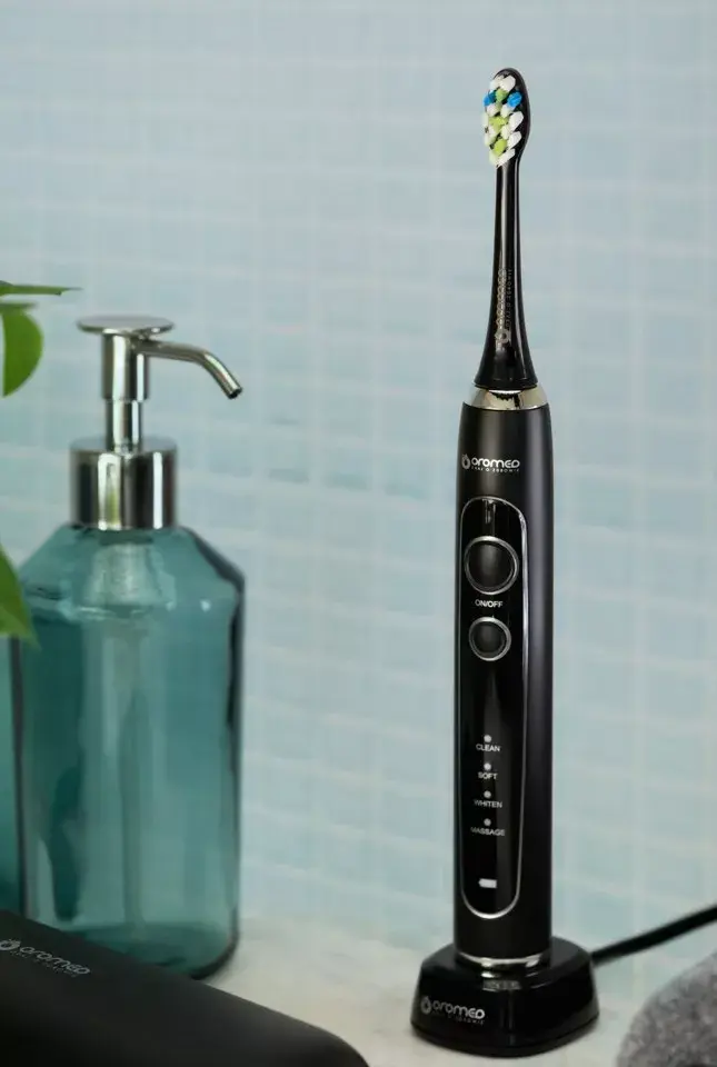Toothbrush ORO-MED Oro-Sonic Next Black Photo 8