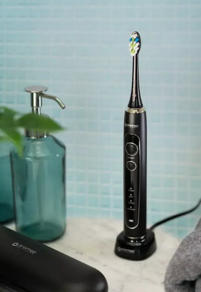 Toothbrush ORO-MED Oro-Sonic Next Black Photo 9