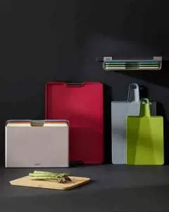 Cutting board Joseph Joseph Deska XL Cut&Carve Plus red – large multifunctional board