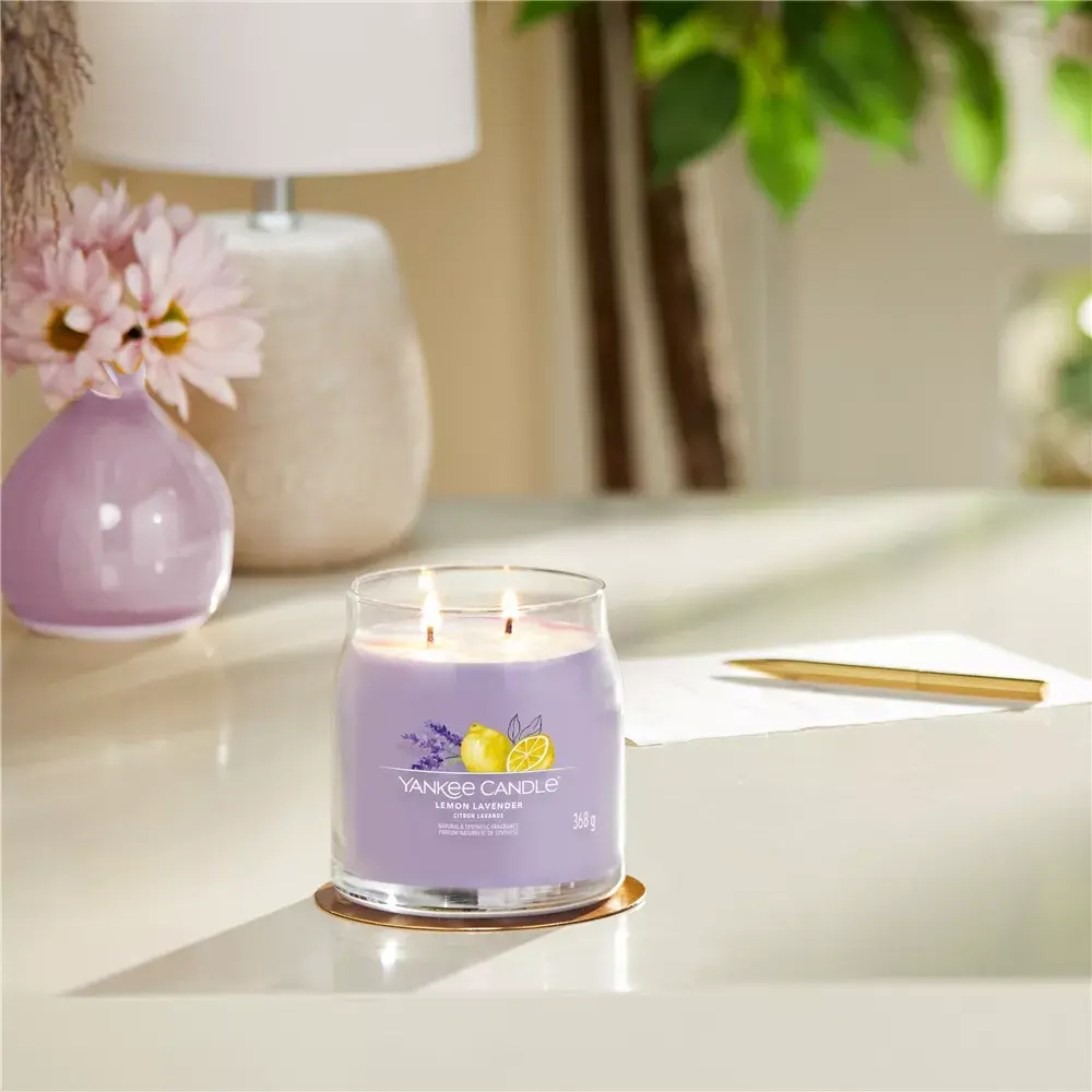 Yankee Candle Lemon Lavender vaska cilindra 120×90 mm Photo 3