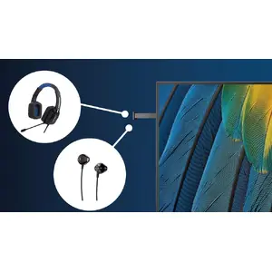 Earphone hook: Accessory within reach